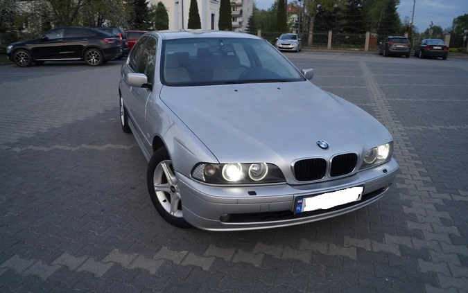BMW Seria 5 cena 7990 przebieg: 430000, rok produkcji 2001 z Garwolin małe 497